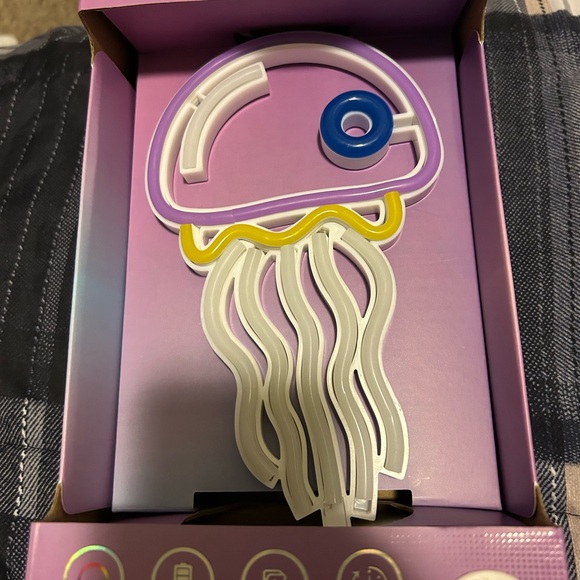 LED Neon Light - Picture 2 of 3